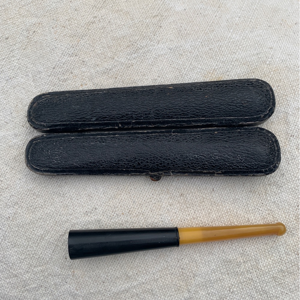 Vintage cigarette holder with case